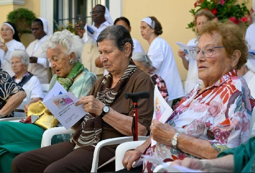 images/previews/news/2025/07/p-2025-07-23-CG_elderly_people.jpg